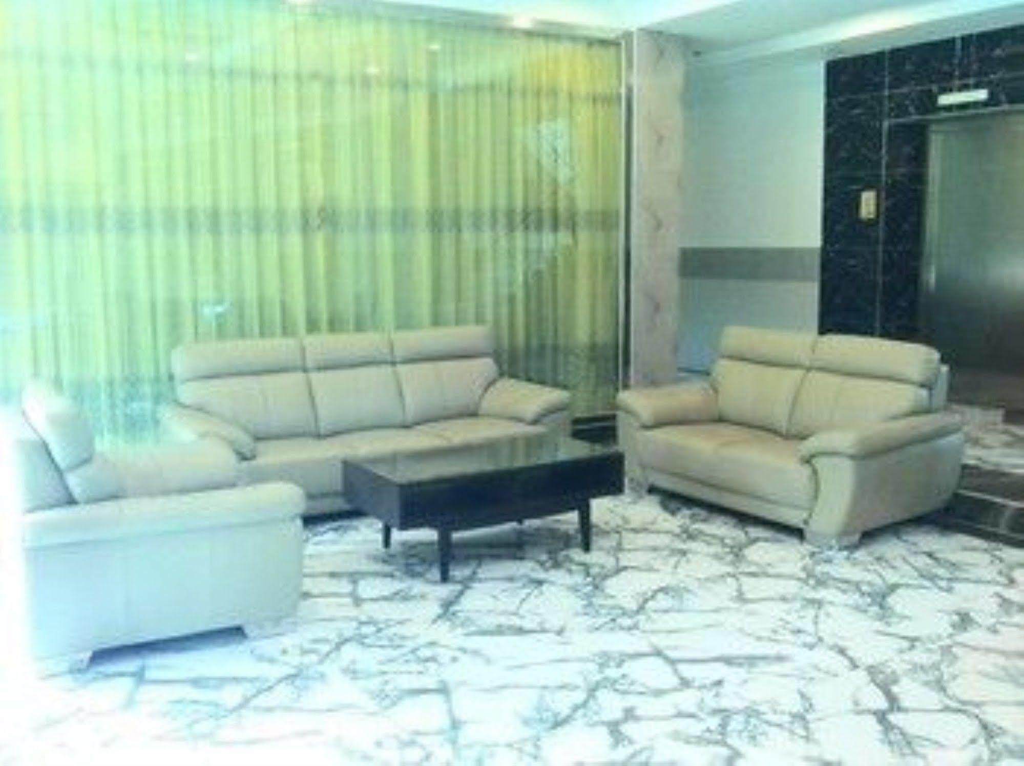 Airport 3* Yangon